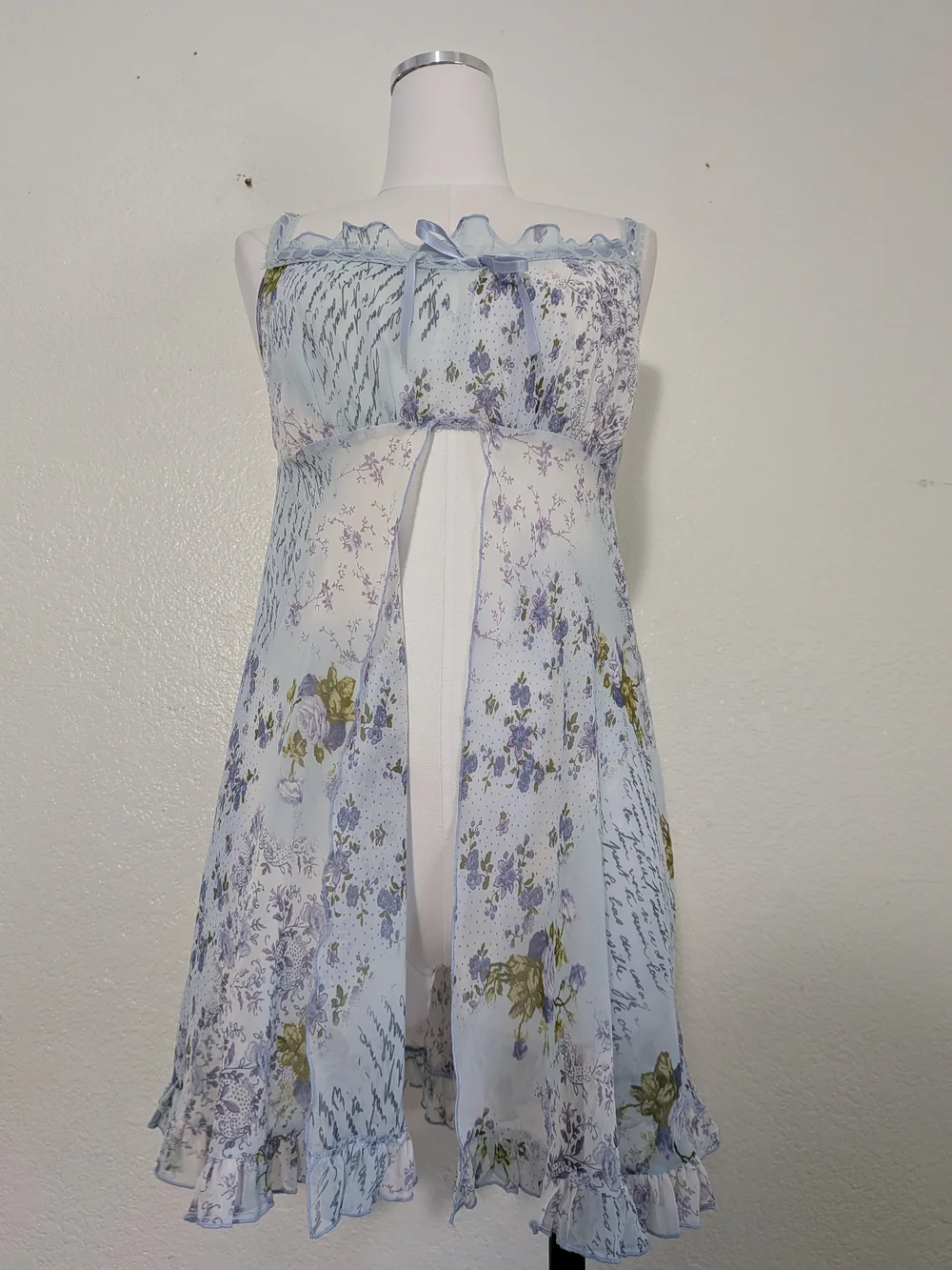 Secret Treasures Sheer Floral Babydoll Small Nightgown in Light Blue
